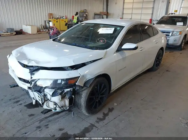 1G1ZE5ST1HF148835 2017 CHEVROLET MALIBU - Image 2
