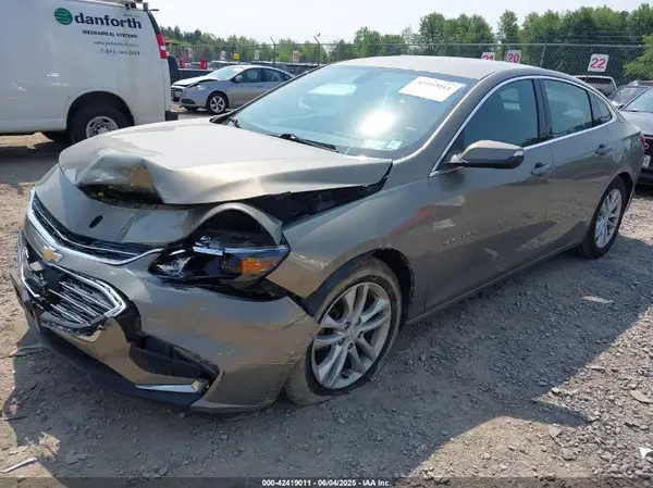 1G1ZE5ST1HF150200 2017 CHEVROLET MALIBU - Image 2
