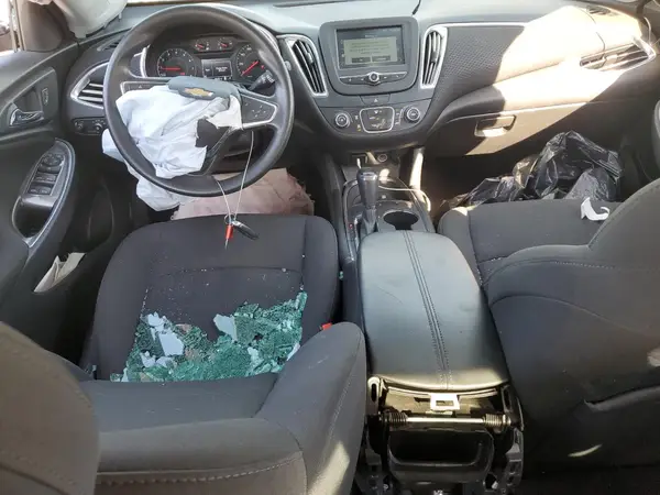 1G1ZE5ST1HF150908 2017 CHEVROLET MALIBU - Image 8