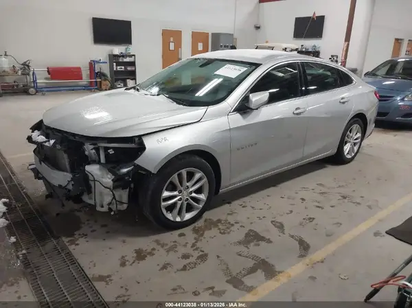 1G1ZE5ST1HF153372 2017 CHEVROLET MALIBU - Image 2