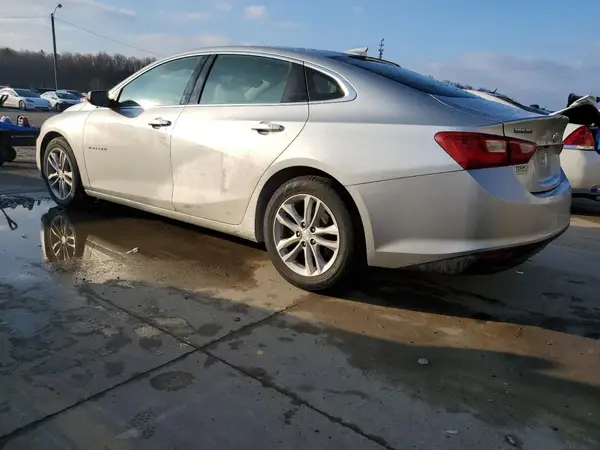 1G1ZE5ST1HF161004 2017 CHEVROLET MALIBU - Image 2