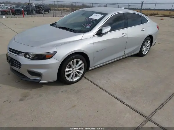 1G1ZE5ST1HF172942 2017 CHEVROLET MALIBU - Image 2