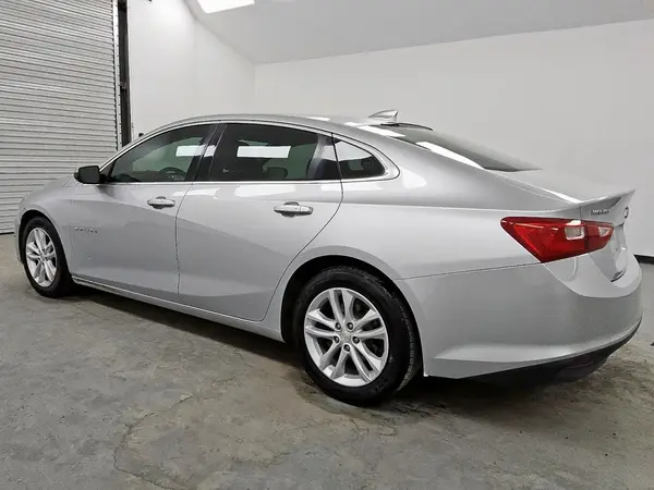 1G1ZE5ST1HF173363 2017 CHEVROLET MALIBU - Image 2
