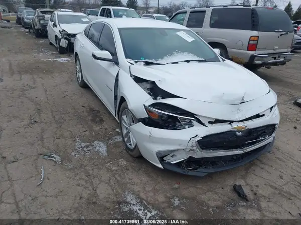 1G1ZE5ST1HF180023 2017 CHEVROLET MALIBU - Image 1