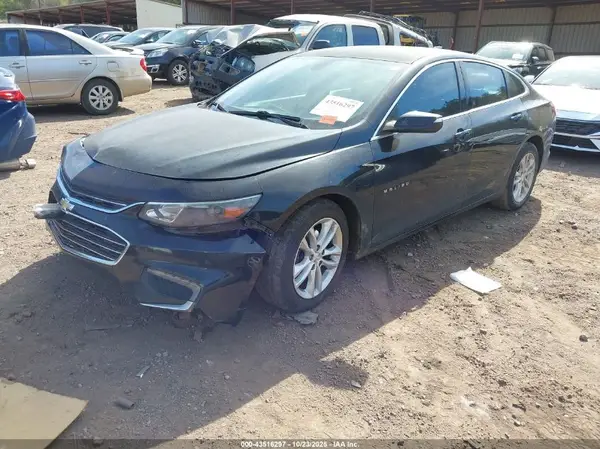 1G1ZE5ST1HF180992 2017 CHEVROLET MALIBU - Image 2