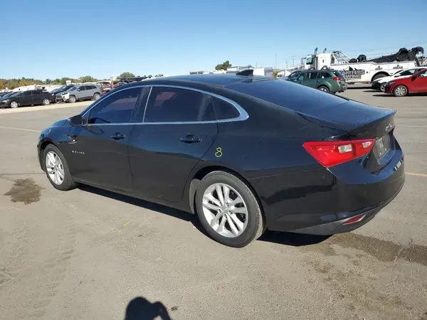 1G1ZE5ST1HF184945 2017 CHEVROLET MALIBU - Image 2