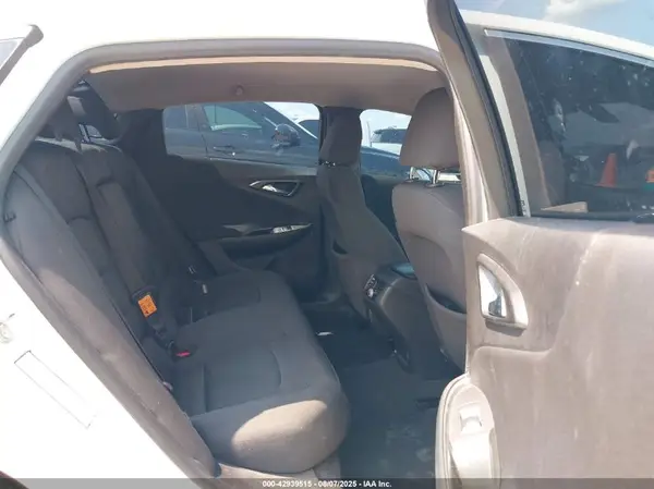 1G1ZE5ST1HF186002 2017 CHEVROLET MALIBU - Image 8