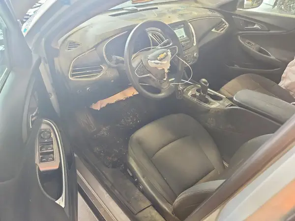 1G1ZE5ST1HF189773 2017 CHEVROLET MALIBU - Image 8