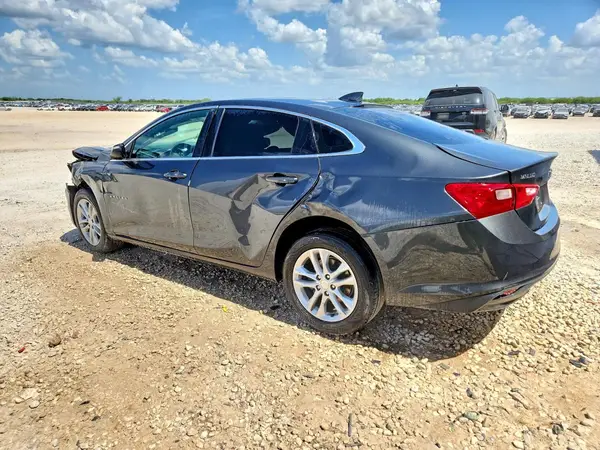 1G1ZE5ST1HF192107 2017 CHEVROLET MALIBU - Image 2