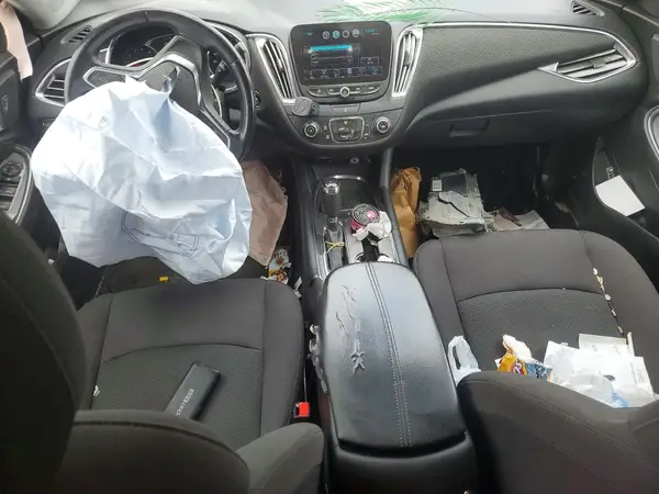 1G1ZE5ST1HF192107 2017 CHEVROLET MALIBU - Image 8