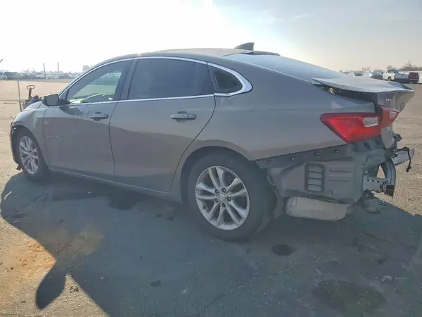 1G1ZE5ST1HF192768 2017 CHEVROLET MALIBU - Image 2