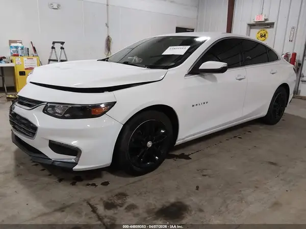 1G1ZE5ST1HF192821 2017 CHEVROLET MALIBU - Image 2