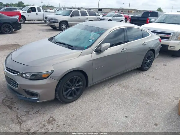 1G1ZE5ST1HF193628 2017 CHEVROLET MALIBU - Image 2