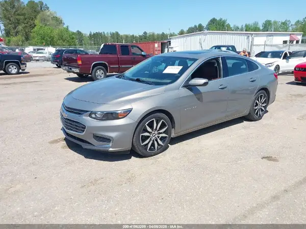 1G1ZE5ST1HF196271 2017 CHEVROLET MALIBU - Image 2