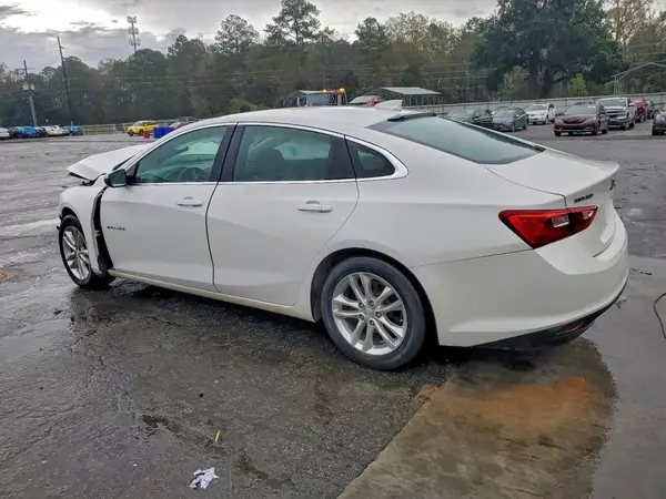 1G1ZE5ST1HF211898 2017 CHEVROLET MALIBU - Image 2