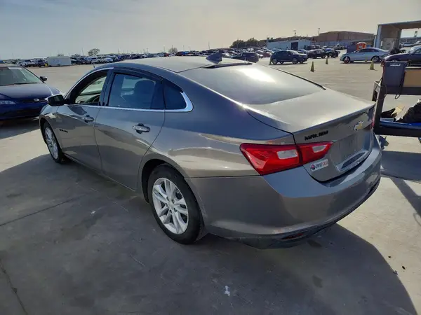 1G1ZE5ST1HF21895 2017 CHEVROLET MALIBU - Image 2