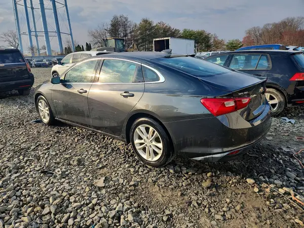 1G1ZE5ST1HF219015 2017 CHEVROLET MALIBU - Image 2