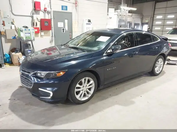 1G1ZE5ST1HF221315 2017 CHEVROLET MALIBU - Image 2