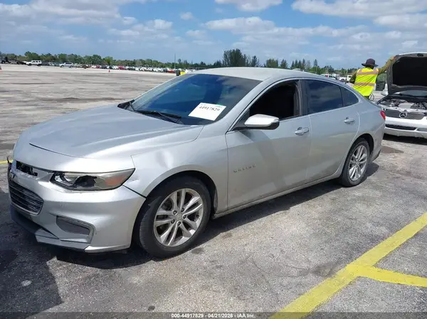 1G1ZE5ST1HF229804 2017 CHEVROLET MALIBU - Image 2