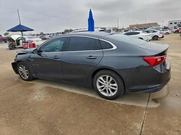 1G1ZE5ST1HF240768 2017 CHEVROLET MALIBU - Image 2