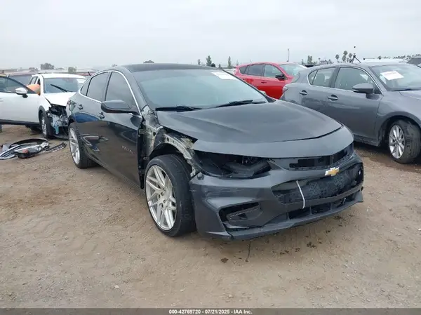 1G1ZE5ST1HF247669 2017 CHEVROLET MALIBU - Image 1