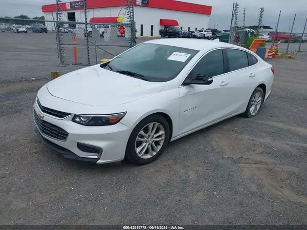 1G1ZE5ST1HF250393 2017 CHEVROLET MALIBU - Image 2