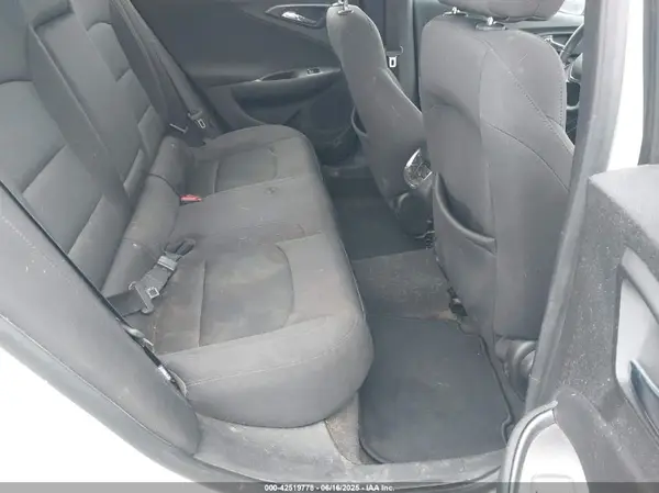 1G1ZE5ST1HF250393 2017 CHEVROLET MALIBU - Image 8