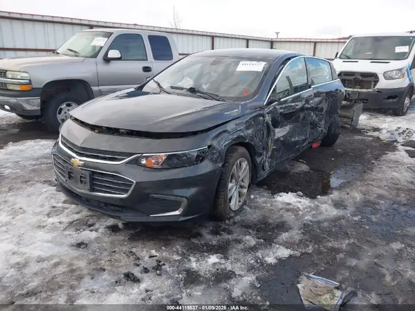 1G1ZE5ST1HF251950 2017 CHEVROLET MALIBU - Image 2