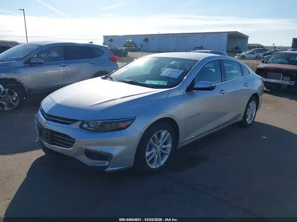 1G1ZE5ST1HF253990 2017 CHEVROLET MALIBU - Image 2