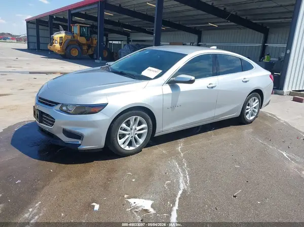 1G1ZE5ST1HF255156 2017 CHEVROLET MALIBU - Image 2