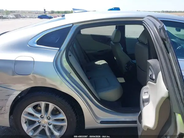 1G1ZE5ST1HF255156 2017 CHEVROLET MALIBU - Image 8