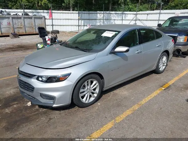 1G1ZE5ST1HF257697 2017 CHEVROLET MALIBU - Image 2