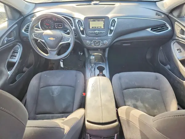 1G1ZE5ST1HF258235 2017 CHEVROLET MALIBU - Image 8