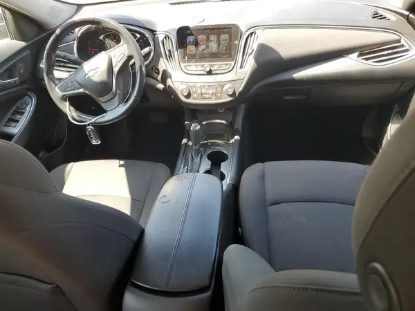 1G1ZE5ST1HF269557 2017 CHEVROLET MALIBU - Image 8