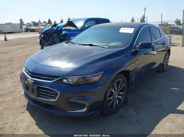 1G1ZE5ST1HF270885 2017 CHEVROLET MALIBU - Image 2