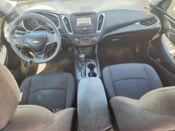 1G1ZE5ST1HF270904 2017 CHEVROLET MALIBU - Image 8