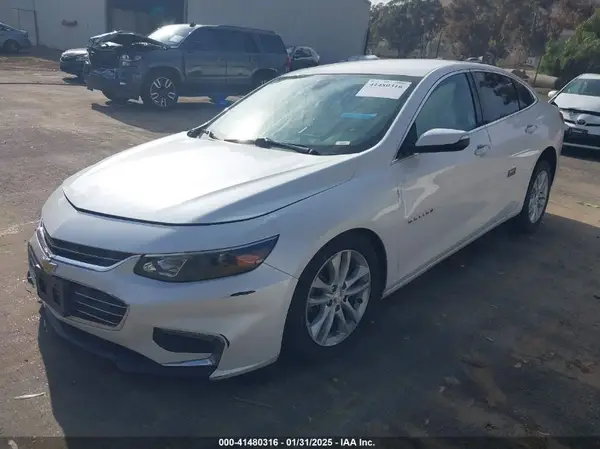 1G1ZE5ST1HF272409 2017 CHEVROLET MALIBU - Image 2