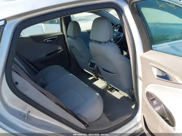 1G1ZE5ST1HF274421 2017 CHEVROLET MALIBU - Image 8