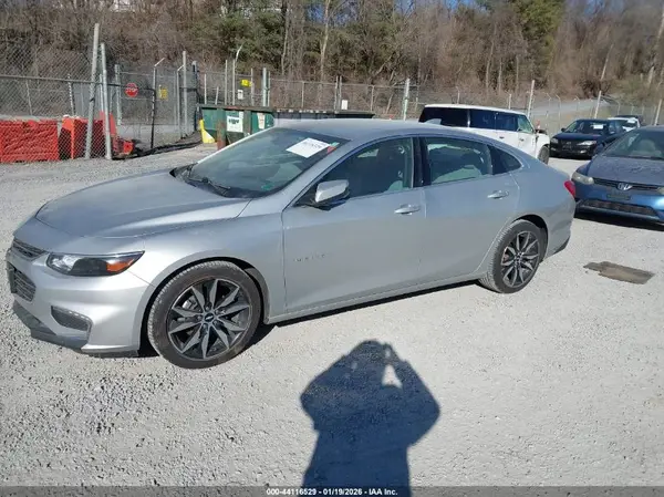 1G1ZE5ST1HF275200 2017 CHEVROLET MALIBU - Image 2