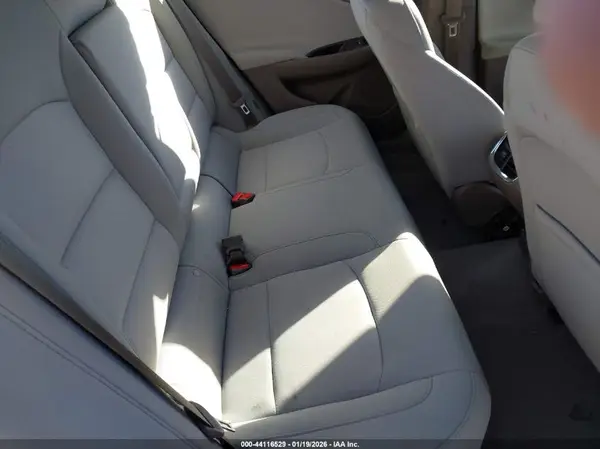 1G1ZE5ST1HF275200 2017 CHEVROLET MALIBU - Image 8