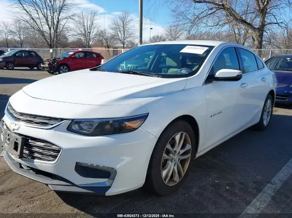1G1ZE5ST1HF276038 2017 CHEVROLET MALIBU - Image 2