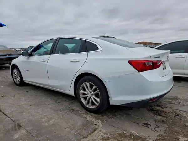 1G1ZE5ST1HF284351 2017 CHEVROLET MALIBU - Image 2