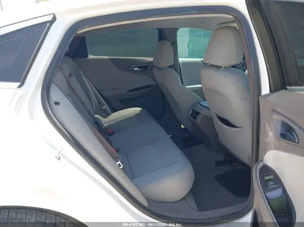 1G1ZE5ST2GF227137 2016 CHEVROLET MALIBU - Image 8