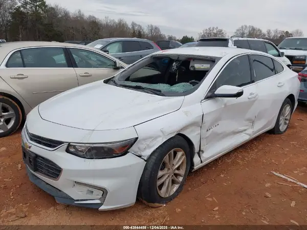 1G1ZE5ST2GF241667 2016 CHEVROLET MALIBU - Image 2