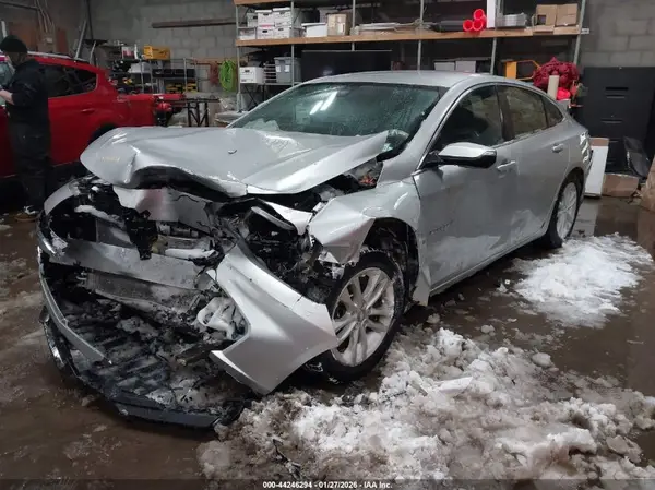 1G1ZE5ST2GF256783 2016 CHEVROLET MALIBU - Image 2