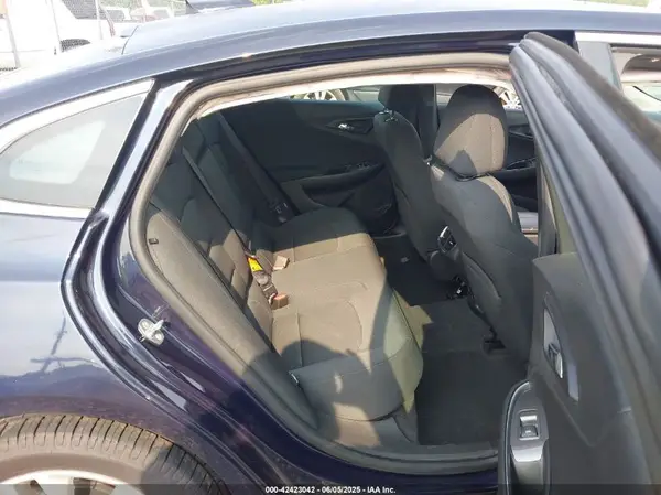 1G1ZE5ST2GF352557 2016 CHEVROLET MALIBU - Image 8