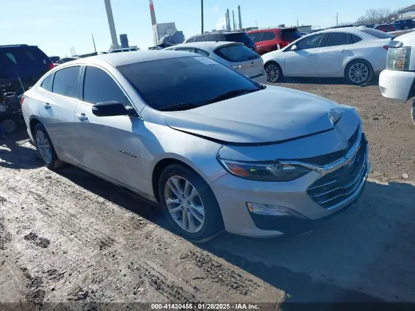 1G1ZE5ST2HF102334 2017 CHEVROLET MALIBU - Image 1