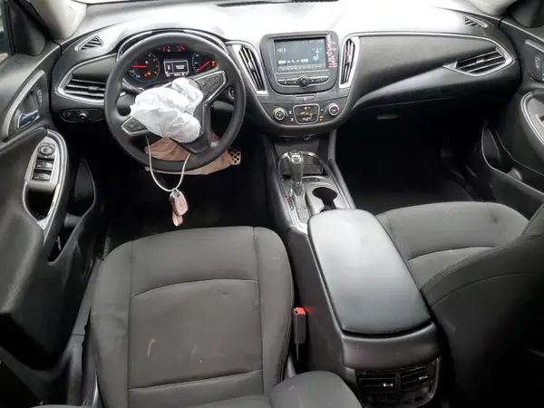 1G1ZE5ST2HF104634 2017 CHEVROLET MALIBU - Image 8