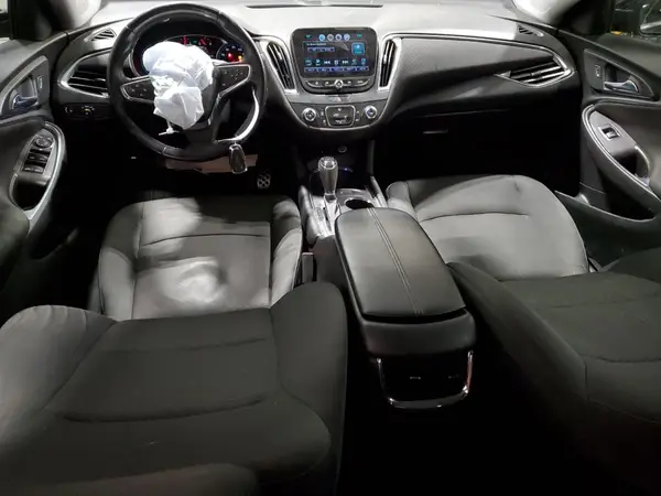 1G1ZE5ST2HF105038 2017 CHEVROLET MALIBU - Image 8