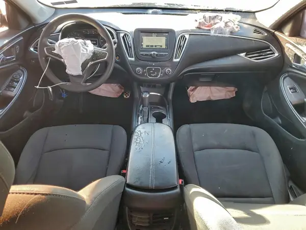 1G1ZE5ST2HF108585 2017 CHEVROLET MALIBU - Image 8